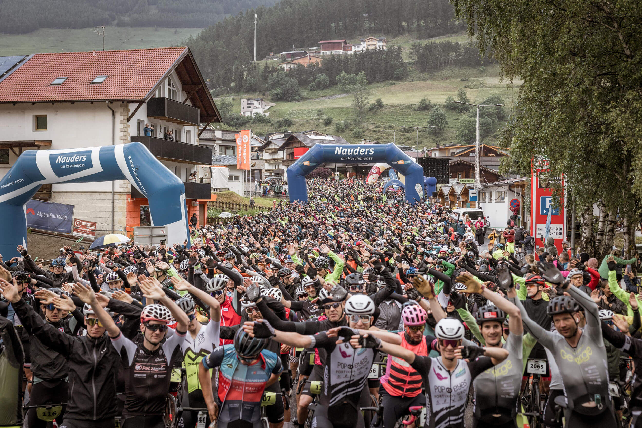 Spannende Reschenpass Aktuelle Situation Bilder