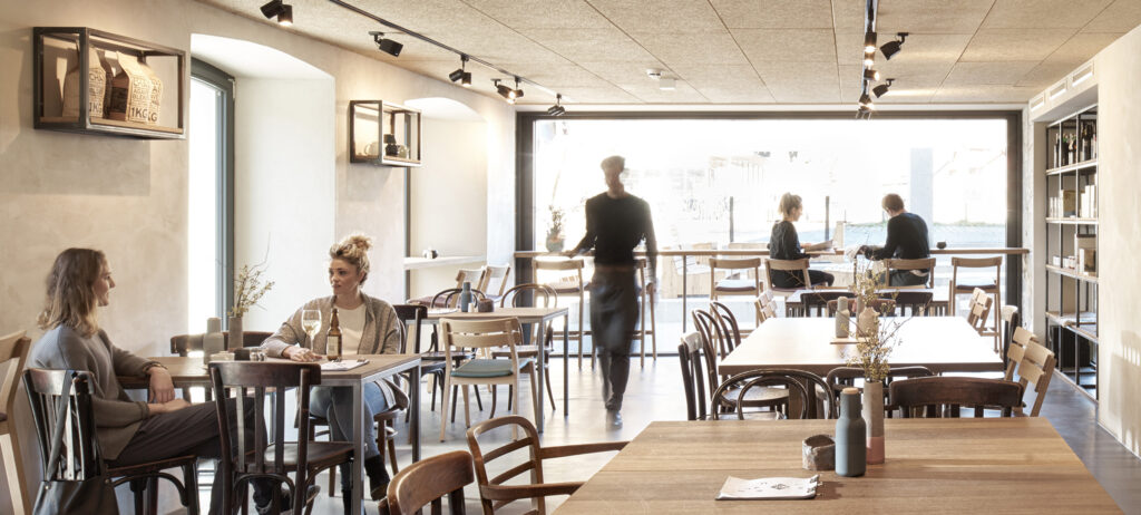 Cafe-Deli © Design-Boutiquehotel-Baeren.jpg